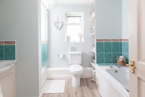 Bathroom - click for photo gallery